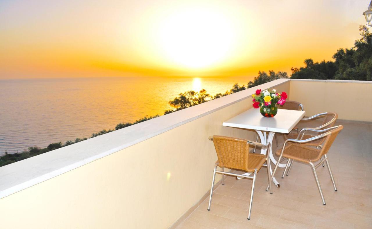 Holiday Apartments Maria With Pool And Panorama View - Agios Gordios Beach Agios Gordios (Corfu) Exterior foto
